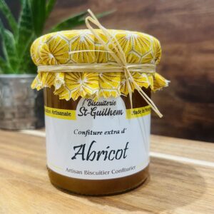 Image d'un pot de confiture d'abricot