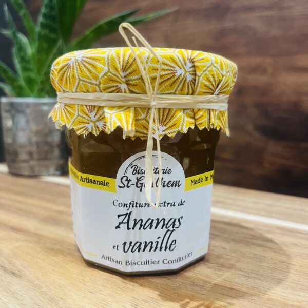 Image d'un pot de confiture extra ananas et vanille